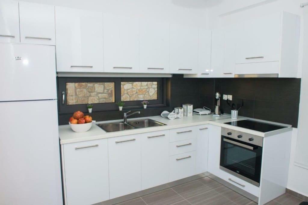 Irene Twin Condo Plataria Exterior foto